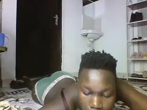 sexyqueen02 online show from February 26, 2025, 4:25 am