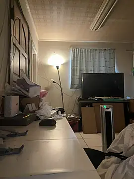 chih515 online show from January 12, 2025, 1:32 am