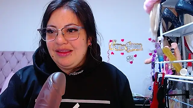 lanaqueen699 online show from March 20, 2026, 12:21 pm