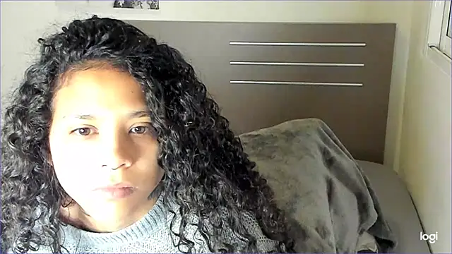 Snapshot of Ama_music chatting on March 13, 2025, 8:48 am Ama music online show from March 13, 2025, 8:48 am