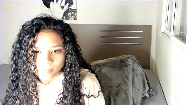 Snapshot of Ama_music chatting on March 14, 2025, 9:57 am Ama music online show from March 14, 2025, 9:57 am