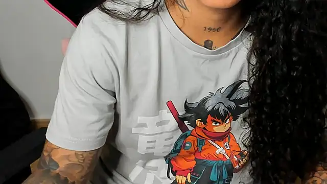 Snapshot of Ama_music chatting on September 16, 2025, 10:05 am Ama music online show from September 16, 2025, 10:05 am