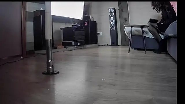 Snapshot of FLakiReve chatting on November 13, 2025, 4:17 pm FLakiReve online show from November 13, 2025, 4:17 pm