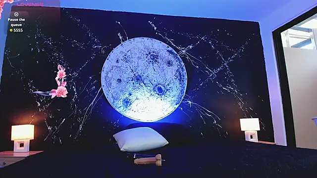 Melany Luv online show from October 5, 2025, 8:51 pm