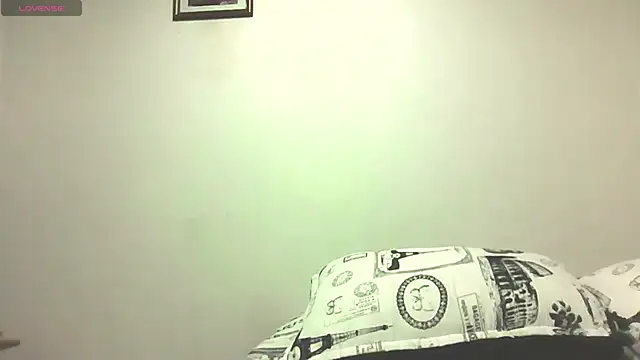 amydeepqueen online show from March 3, 2025, 11:11 am