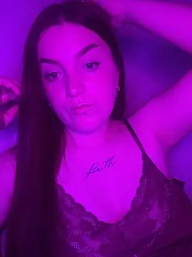 lera2022 online show from October 8, 2025, 8:28 pm