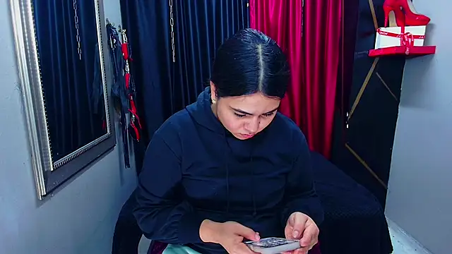 AmorMia online show from February 22, 2025, 6:41 pm