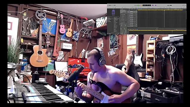 Snapshot of itsjameswebbscope chatting on March 20, 2025, 11:05 am itsjameswebbscope online show from March 20, 2025, 11:05 am