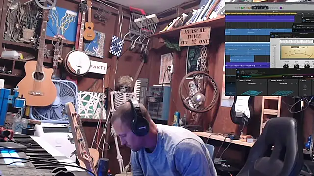Snapshot of itsjameswebbscope chatting on September 11, 2025, 2:28 pm itsjameswebbscope online show from September 11, 2025, 2:28 pm