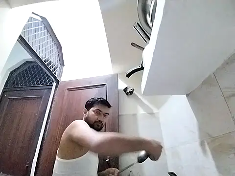 bigvorn6 online show from April 15, 2026, 1:29 pm