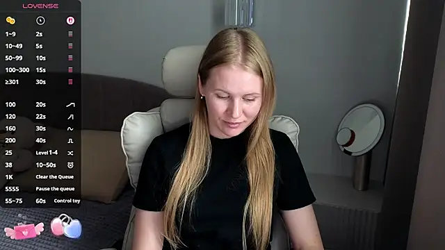 IsabelAllen online show from August 3, 2026, 2:44 pm