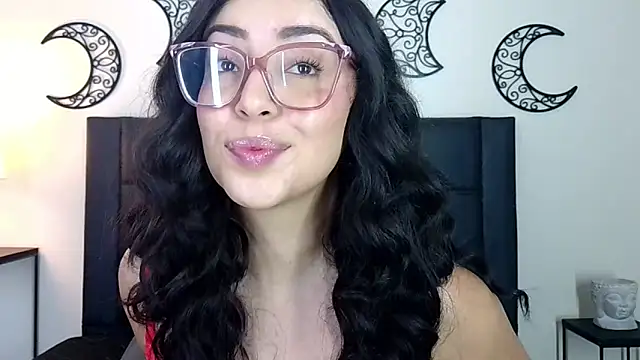 EvoletFMK online show from November 14, 2025, 6:28 pm