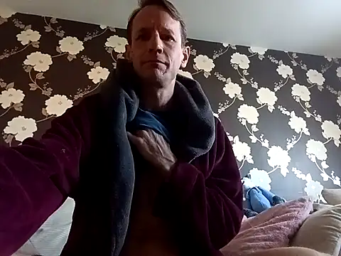 outdoorfun22 online show from April 8, 2026, 7:19 am