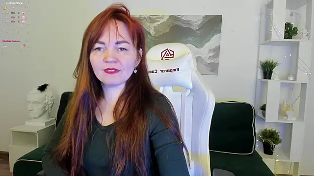 Snapshot of VanessaSmuth chatting on March 15, 2025, 2:14 am VanessaSmuth online show from March 15, 2025, 2:14 am