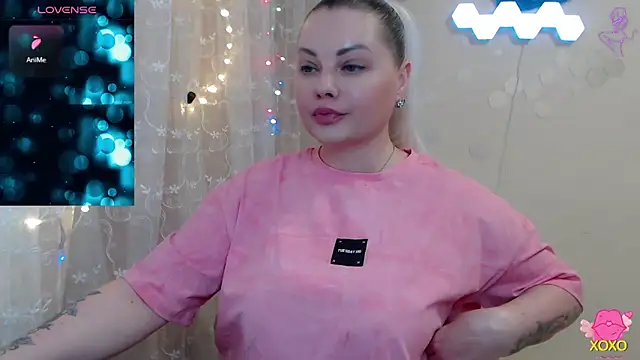 JewellKiss7 online show from April 9, 2026, 4:45 pm