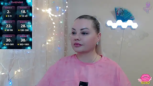 JewellKiss7 online show from April 10, 2026, 12:43 pm