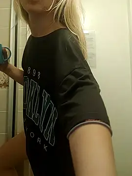 Linda 999 online show from October 5, 2025, 8:01 am