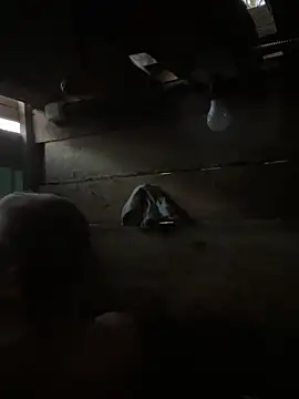 red red00 online show from September 22, 2025, 3:36 pm