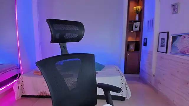 Susann Ross online show from January 27, 2025, 11:00 am