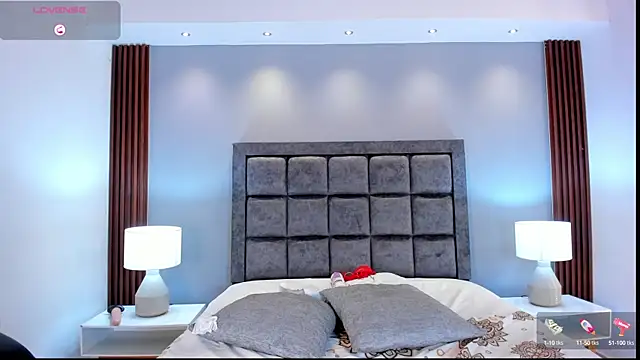 Susann Ross online show from March 12, 2025, 5:17 pm