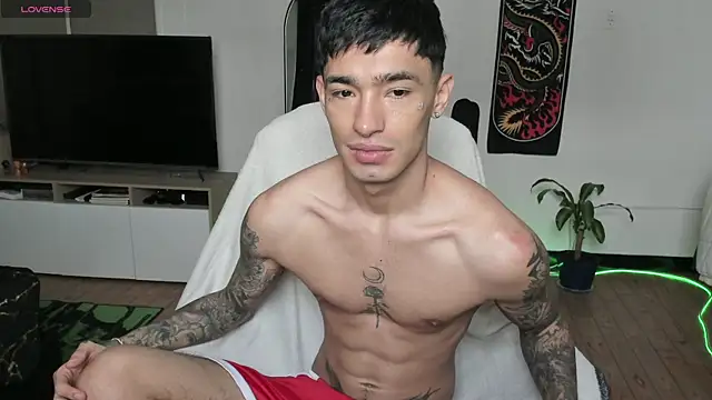 Damon  333 online show from April 21, 2026, 6:01 pm