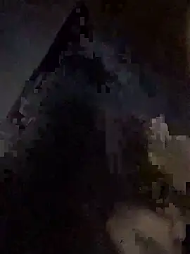 Luulaa444 online show from November 13, 2025, 1:37 am