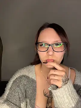 Snapshot of TheRealNyxa chatting on April 15, 2026, 7:58 pm TheRealNyxa online show from April 15, 2026, 7:58 pm