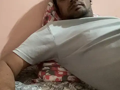 NiceBoy9099 online show from November 6, 2025, 5:47 pm