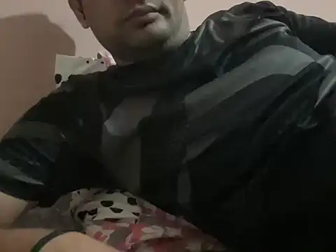 NiceBoy9099 online show from February 26, 2026, 5:56 pm