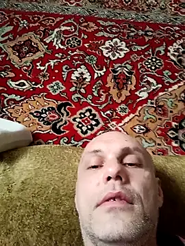 Pineapple04 online show from November 20, 2025, 6:24 am