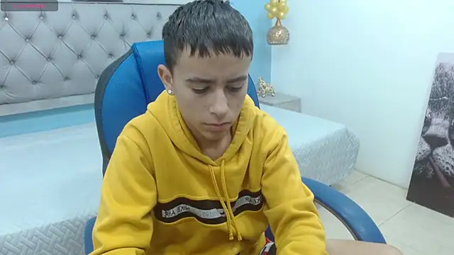 Xavii18 online show from January 23, 2025, 3:32 pm