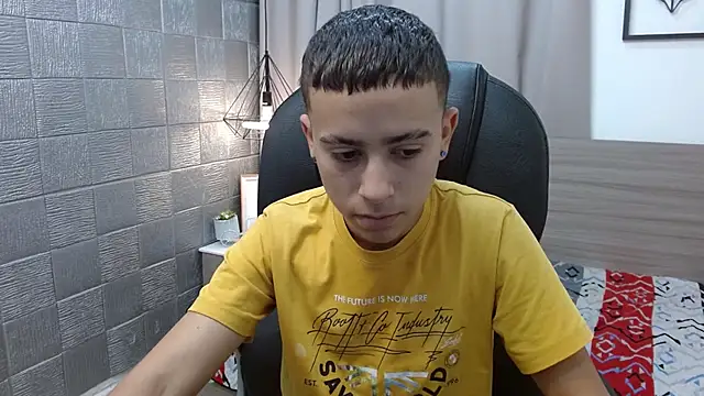 Xavii18 online show from March 8, 2025, 2:30 pm