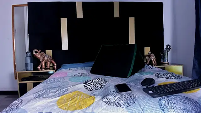 Snapshot of Ethan__Walker chatting on January 25, 2025, 11:00 pm Ethan Walker online show from January 25, 2025, 11:00 pm