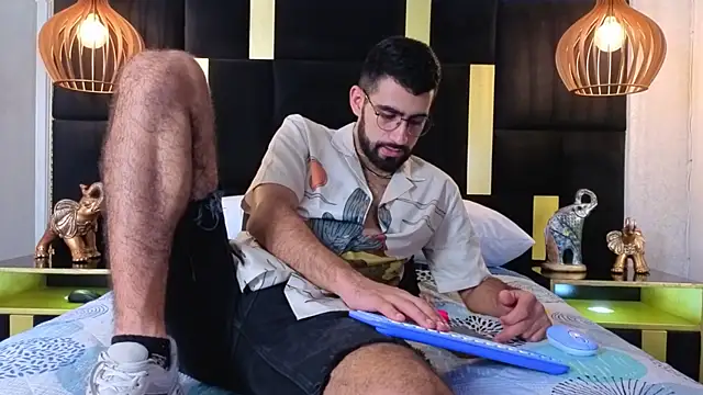 Snapshot of Ethan__Walker chatting on September 23, 2025, 7:17 pm Ethan Walker online show from September 23, 2025, 7:17 pm