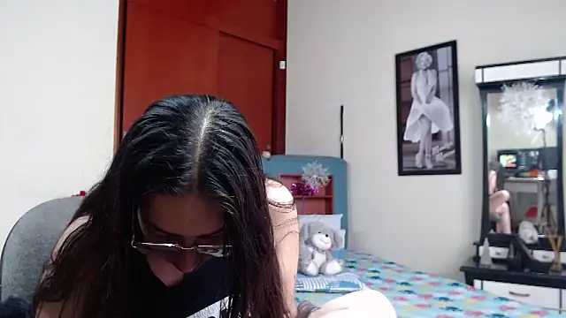 jeyloveebony online show from December 10, 2024, 4:49 pm