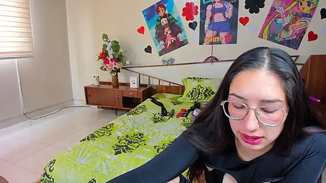 jeyloveebony online show from January 8, 2025, 4:33 pm