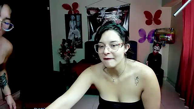 jeyloveebony online show from December 3, 2025, 1:31 pm