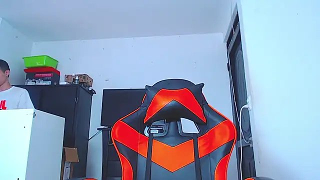 ADAM HOT online show from January 11, 2026, 8:25 pm