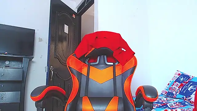 ADAM HOT online show from January 12, 2026, 9:42 pm