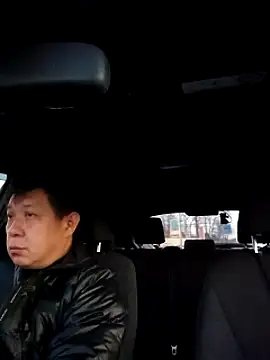 07YUKIO online show from December 31, 2024, 9:39 pm