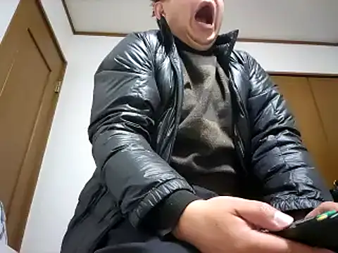 07YUKIO online show from March 5, 2025, 8:53 pm