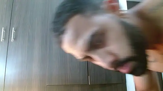 Hendry  online show from March 11, 2025, 5:05 am