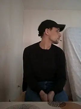 kx93 online show from December 14, 2025, 10:42 am