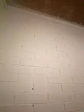 Suggarwhite18CM online show from October 2, 2025, 5:25 am