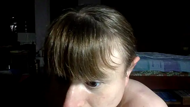 KlavdiaPetrivna online show from November 3, 2025, 4:47 am