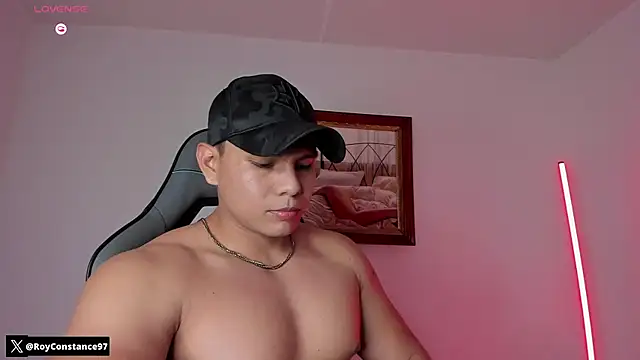 RoyConstance online show from November 14, 2025, 3:27 am