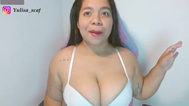 Snapshot of yulissa18 chatting on June 15, 2026, 8:22 pm yulissa18 online show from June 15, 2026, 8:22 pm