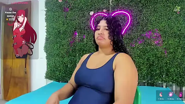 valentina 0  online show from January 6, 2026, 2:54 pm