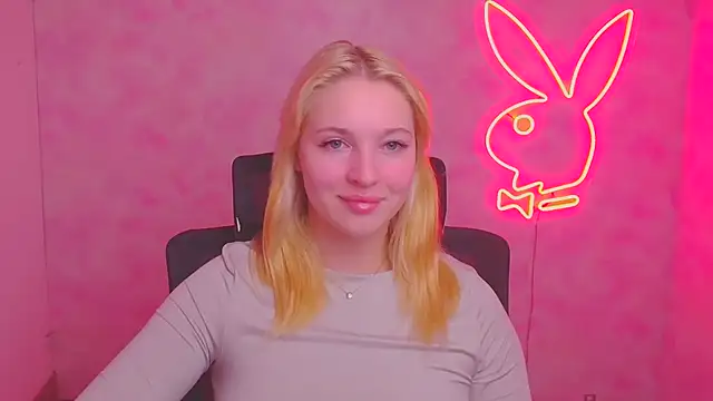 Milka kiss  online show from October 8, 2025, 5:49 am