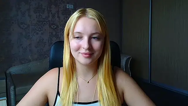 Snapshot of Milka_kiss_ chatting on June 3, 2026, 2:33 pm Milka kiss online show from June 3, 2026, 2:33 pm